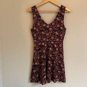Floral sleeveless summer dress